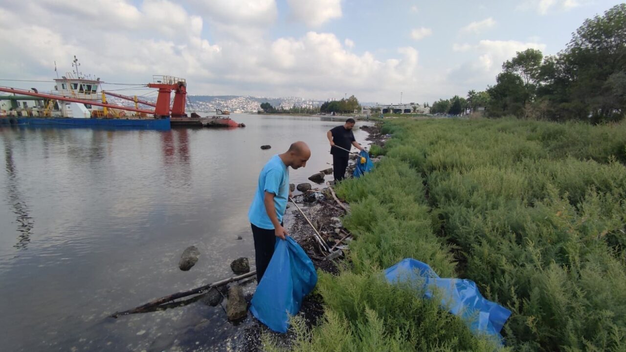 Sahillerden 10 ton çöp çıktı 8 Bülten Medya -
