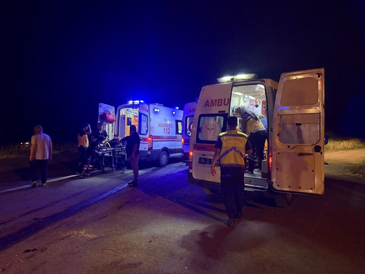 Karasu’da Gece Yarısı Kaza: 5 Yaralı! 1 Bülten Medya -