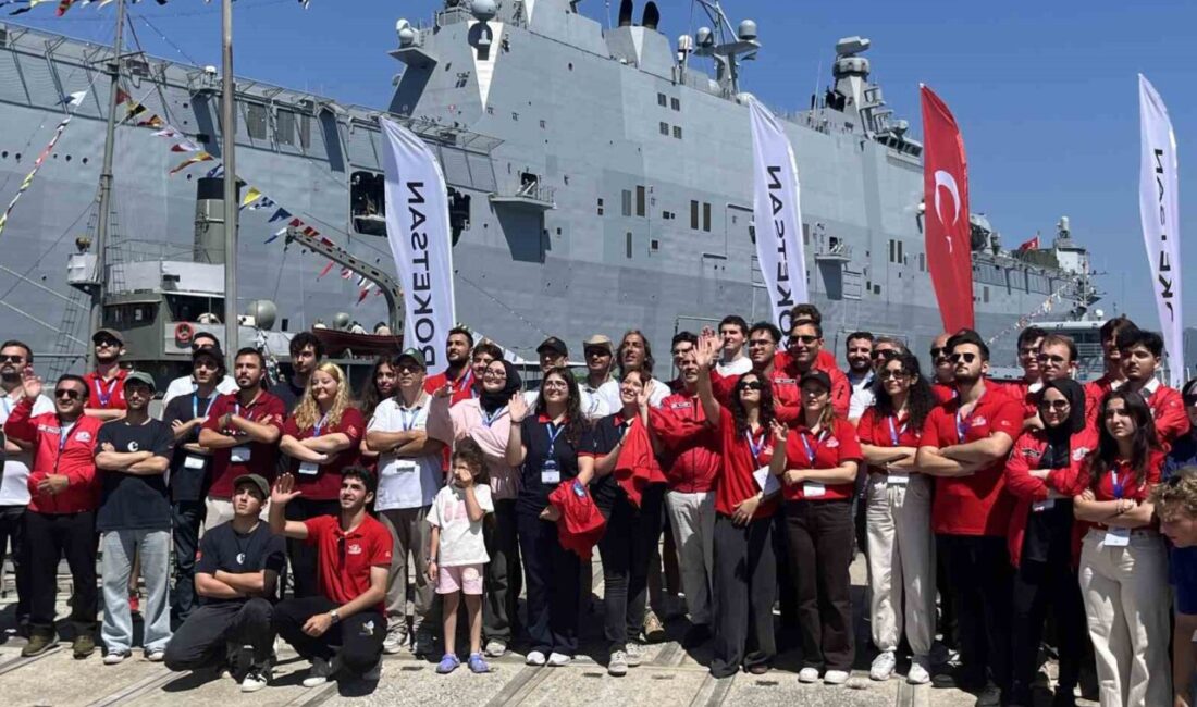 Sanayi ve Teknoloji Bakanı Kacır, TEKNOFEST Mavi Vatan’ı ziyaret etti Sanayi ve Teknoloji Bakanı Mehmet Fatih Kacır, Kocaeli’nin Gölcük ilçesinde