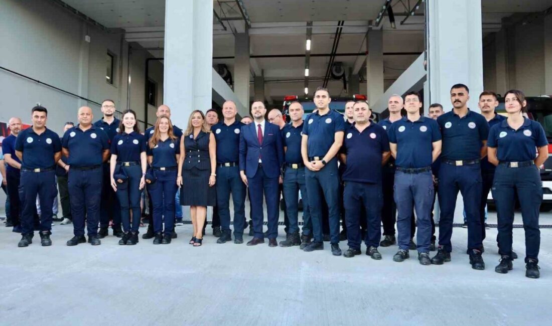 Saray’da yeni itfaiye istasyonu hizmete girdi! Tekirdağ’ın Saray ilçesinde yapımı tamamlanan yeni itfaiye istasyonu törenle açıldı.