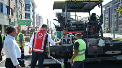 Balıkesir Büyükşehir Belediye Başkanı Ahmet Akın’ın başlattığı asfalt seferberliği kapsamında
