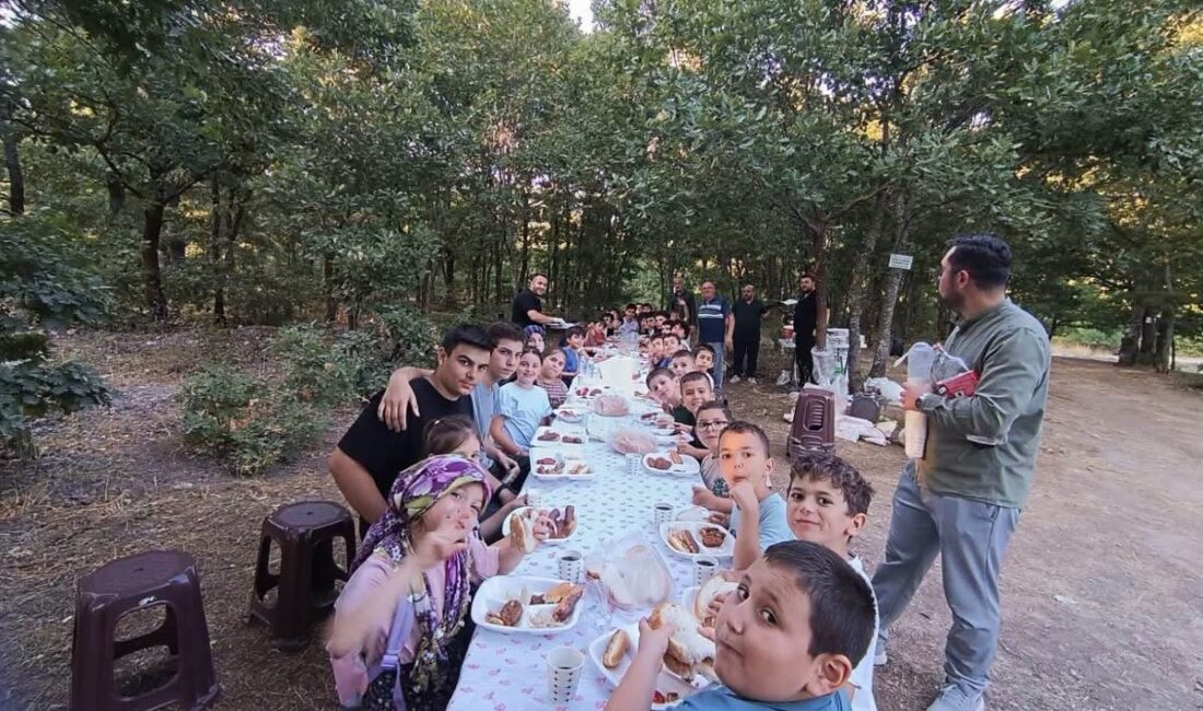 Sebepli’de Yaz Kur’an kursu öğrencileri piknikte buluştu Balıkesir’in Gönen’e bağlı Sebepli Mahallesi’nde Yaz Kur’an Kursu’nun sona ermesiyle