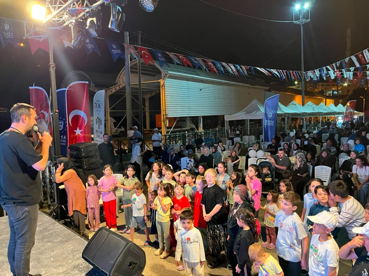 Büyükorhan'da meydan şenliğe döndü. 3 Bülten Medya -