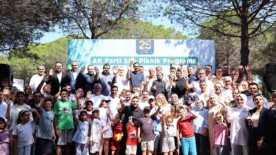 Genişletilmiş İl Danışma Meclisi Toplantısı’nda AK Parti’ye katılan Şile Belediye