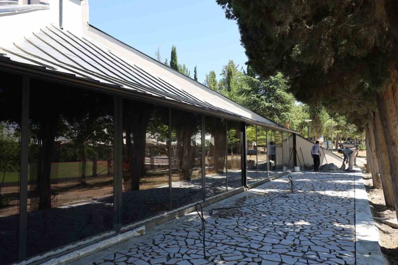 Söğüt’te ‘Dijital Tarih Müzesi’ ziyaretçilerine gün sayıyor 8 Bülten Medya -