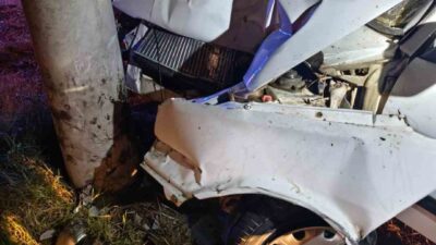 Balıkesir’in Susurluk ilçesinde meydana gelen tek taraflı trafik kazasında araçta