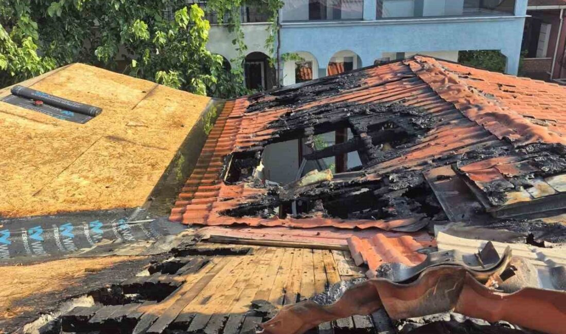 Çatı tadilatında kıvılcım paniği! Kocaeli’nin Karamürsel ilçesinde çatı tadilatı sırasında kaynak makinesinden çıkan kıvılcımlar