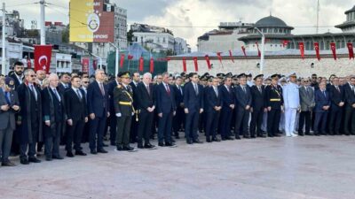30 Ağustos Zafer Bayramı’nın 104’üncü yıl dönümü dolayısıyla Taksim Meydanı’nda