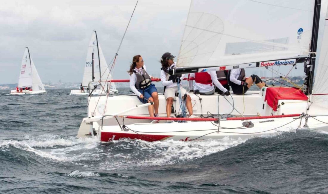 TAYK – Eker Olympos Regatta’da ilk start verildi 14’üncü TAYK-Eker Olympos Regatta, Kalamış açıklarında başlayan J70 sınıfı yarışlarıyla