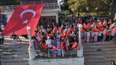TEKNOFEST Mavi Vatan etkinlikleri kapsamında İzmit Körfezi geçişi yapan Türkiye’nin