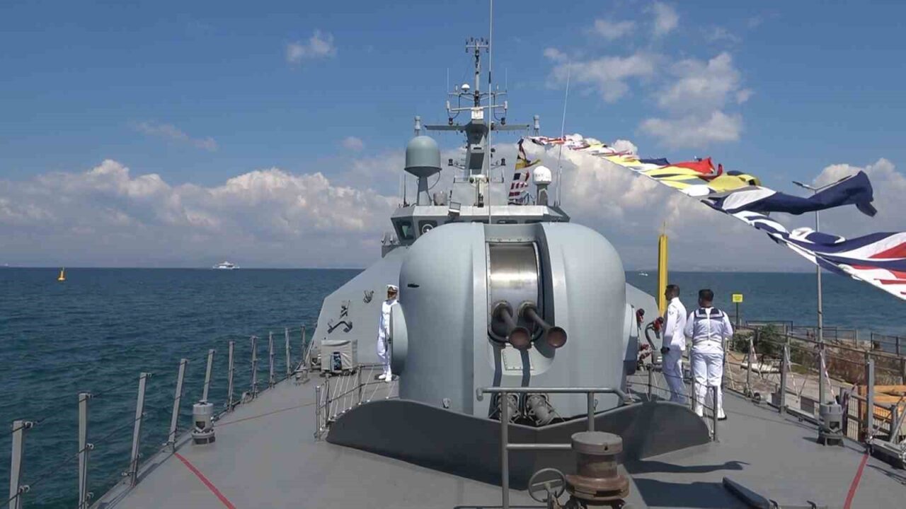 "TCG Tuzla" Yalova’da vatandaşların ziyaretine açıldı 12 Bülten Medya -
