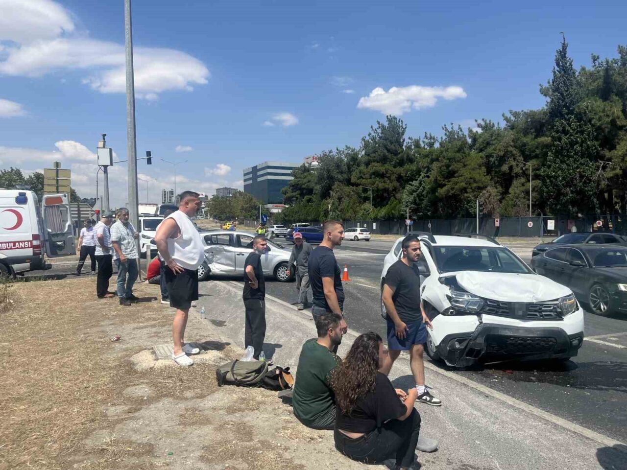 Hatalı Dönüş Kazaya Yol Açtı! Aralarında Çocuk da Var 1 Bülten Medya -