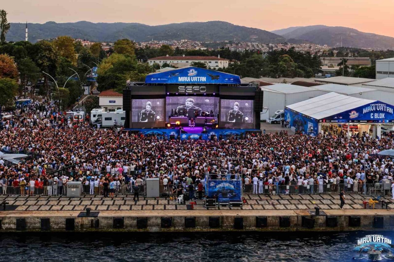 TEKNOFEST Mavi Vatan’da Sefo konseri 7 Bülten Medya -