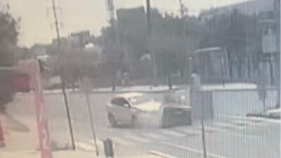 Tekirdağ’ın Çorlu ilçesinde ters yönden çıkan otomobilin bir araçla çarpıştığı