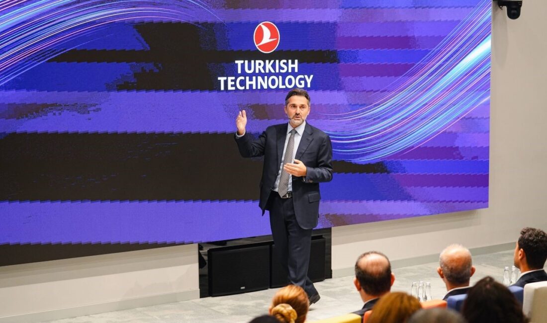 THY YK Başkanı Prof. Dr. Murat Şeker, Turkish Technology ekibiyle bir araya geldi Türk Hava Yolları Yönetim Kurulu ve İcra Komitesi Başkanı Prof.