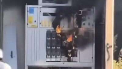 Bursa’nın Yıldırım ilçesinde bir trafoda çıkan yangın paniğe neden oldu.