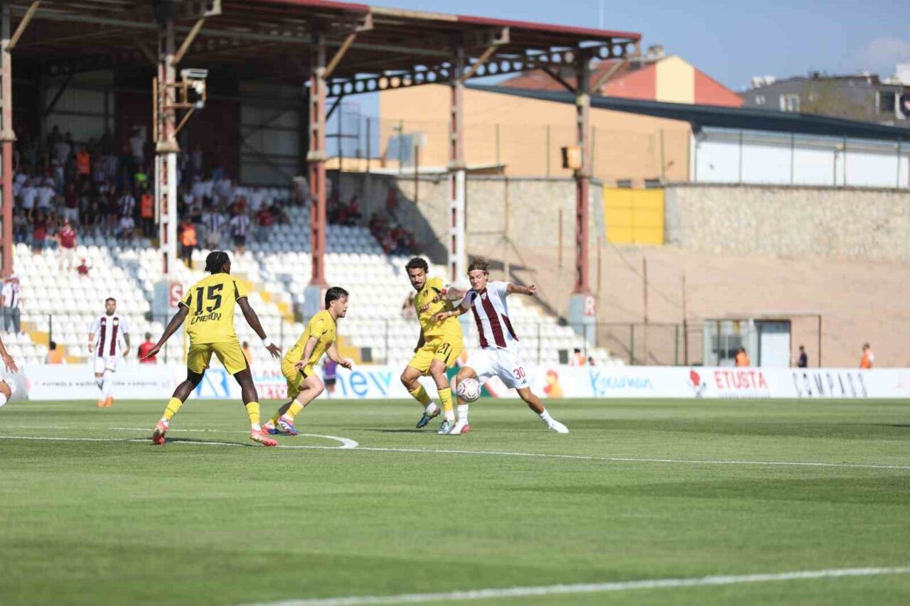 Trendyol 1. Lig: Bandırmaspor: 3 - İstanbulspor: 0 16 Bülten Medya -