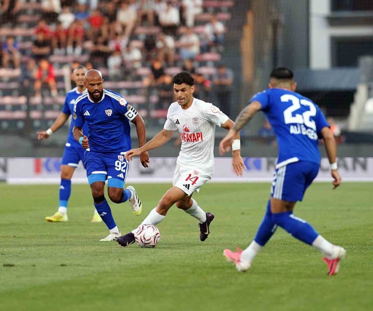 Trendyol 1. Lig: Pendikspor: 1 - Bandırmaspor: 1 70 Bülten Medya -