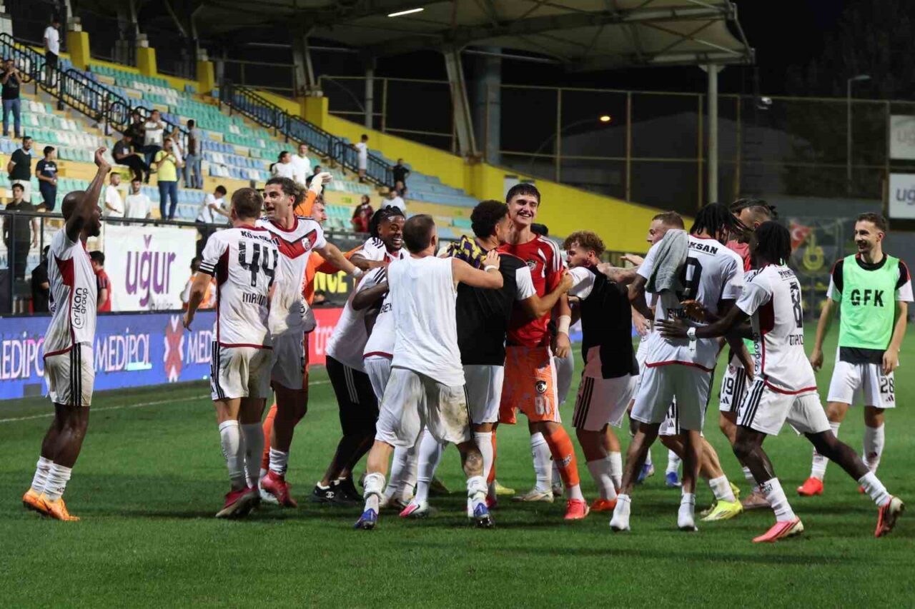 Trendyol Süper Lig: Eyüpspor: 0 - Gaziantep FK: 1 (Maç sonucu) 52 Bülten Medya -