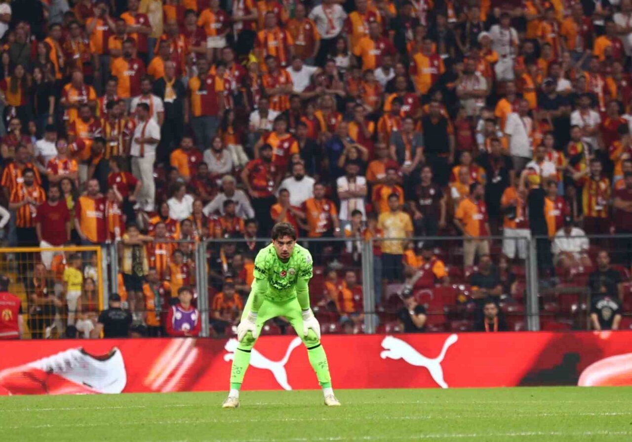 Trendyol Süper Lig: Galatasaray: 1 - Göztepe: 1 (İlk yarı) 70 Bülten Medya -