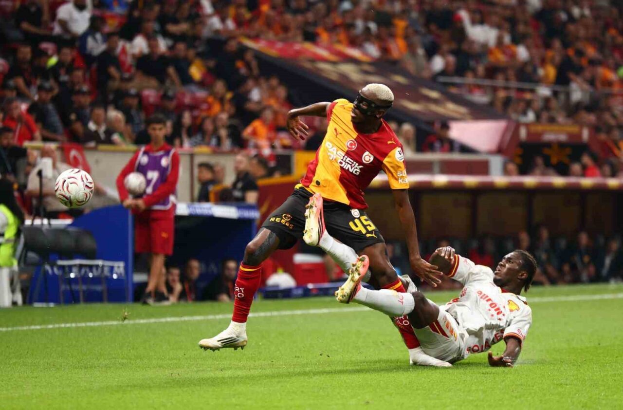 Trendyol Süper Lig: Galatasaray: 1 - Göztepe: 1 (İlk yarı) 73 Bülten Medya -