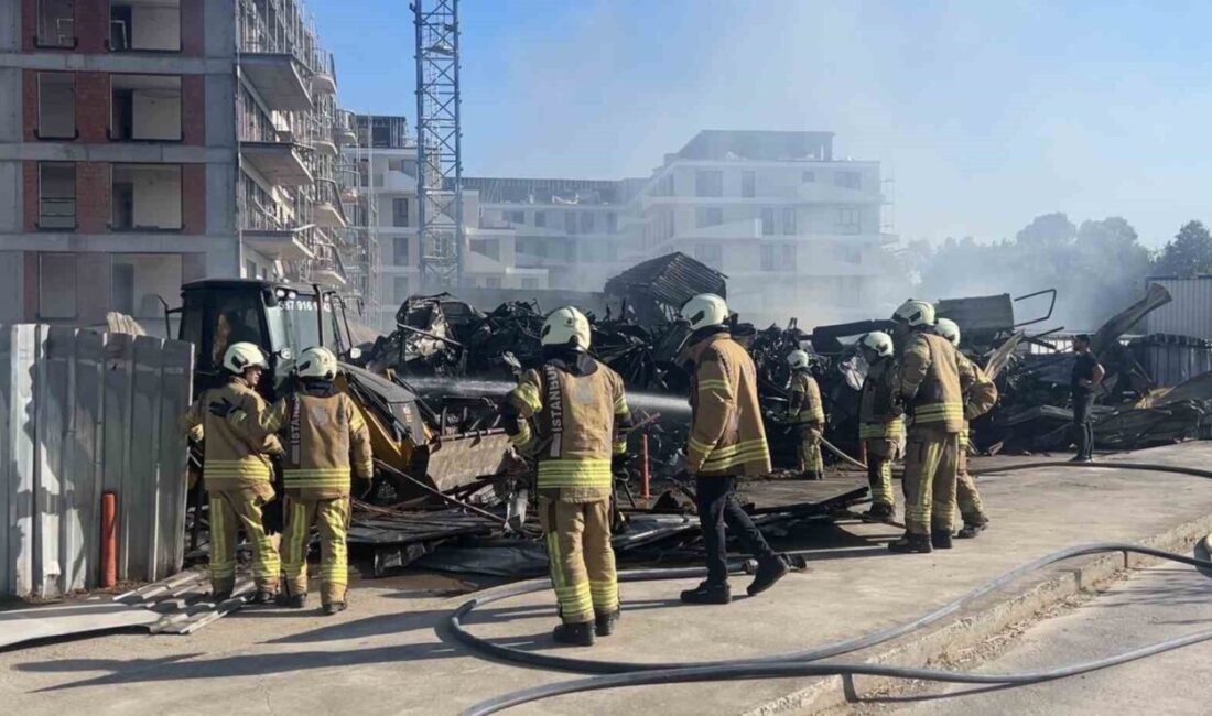 Tuzla’da 2 katlı işçi konteynerleri alevlere teslim oldu Tuzla’da 2 katlı işçi konteynerinde çıkan yangın ekiplerin müdahalesiyle kontrol