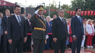 Tuzla’da 30 Ağustos Zafer Bayramı’nın 104’üncü yıl dönümü dolayısıyla düzenlenen