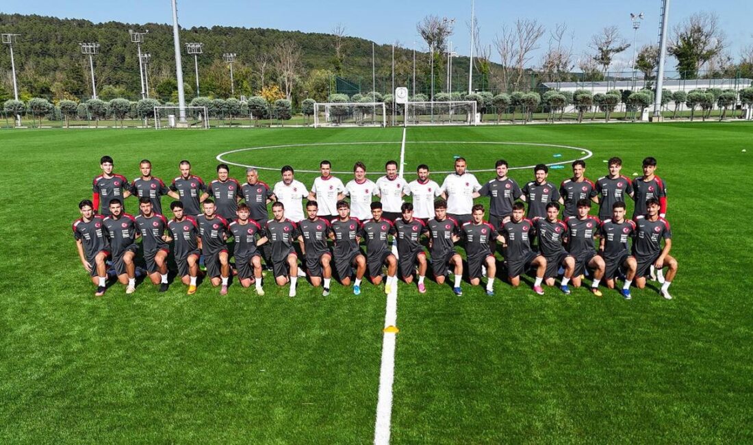 U19 Milli Takımı’nın hazırlık kampı İstanbul’da başladı U19 Milli Futbol Takımı’nın İstanbul’da düzenlenen hazırlık kampı, TFF Hasan