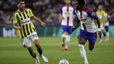 UEFA Şampiyonlar Ligi play-off turu rövanşında Fenerbahçe, deplasmanda Fransız ekibi