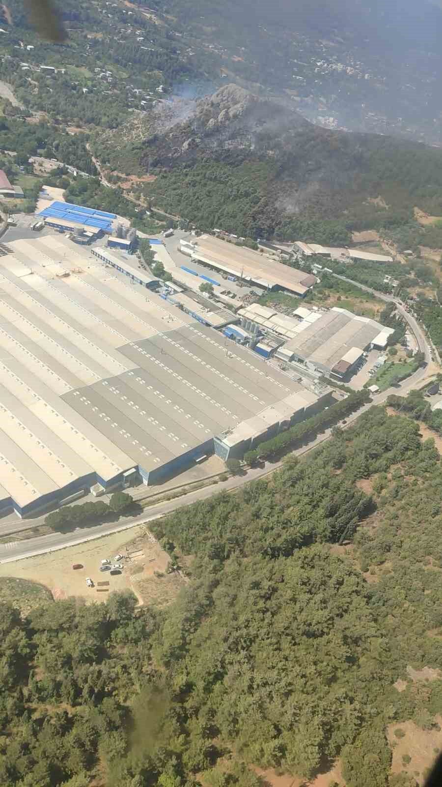 Uludağ’ın eteklerinde 3 ayrı noktadaki orman yangını kontrol altına alındı 8 Bülten Medya -