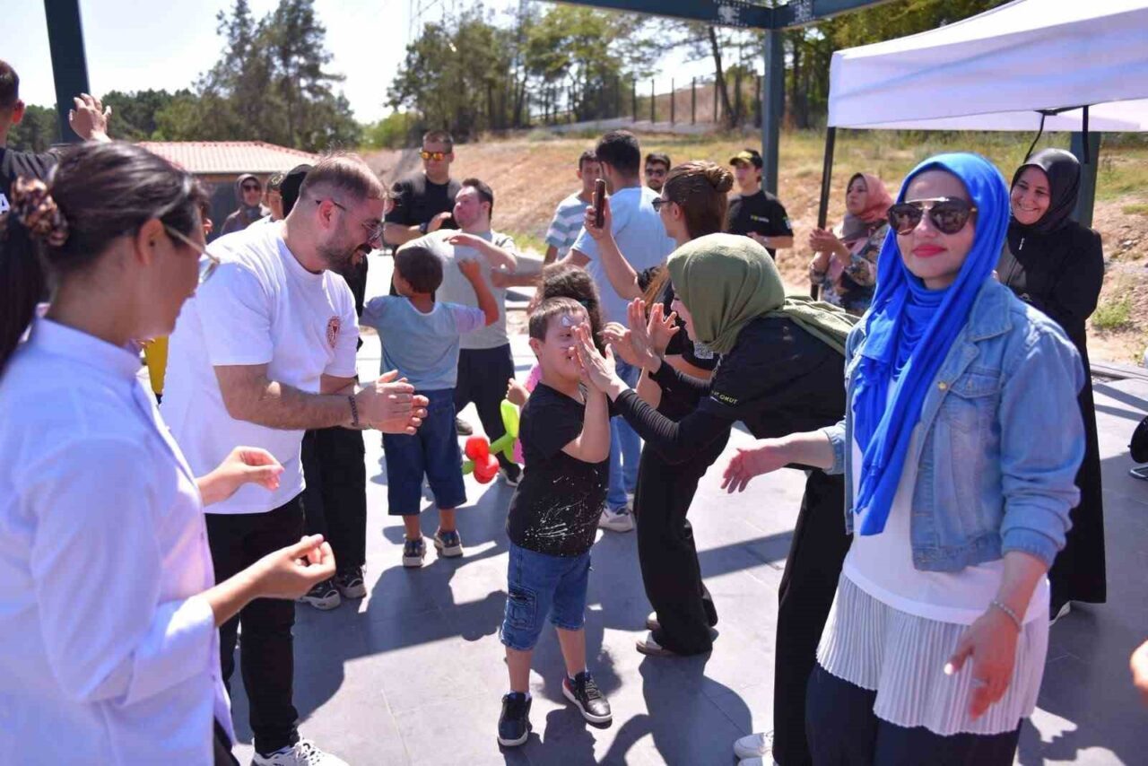 Uluslararası Down Sendromu Derneği’nden sevgi, eşitlik ve lezzet dolu dev piknik şöleni 10 Bülten Medya -