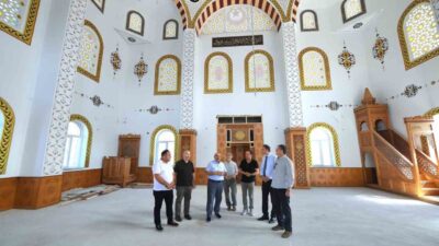 Balıkesir Valisi İsmail Ustaoğlu, Edremit ilçesi İbrahimce Mahallesi’nde yapımı devam