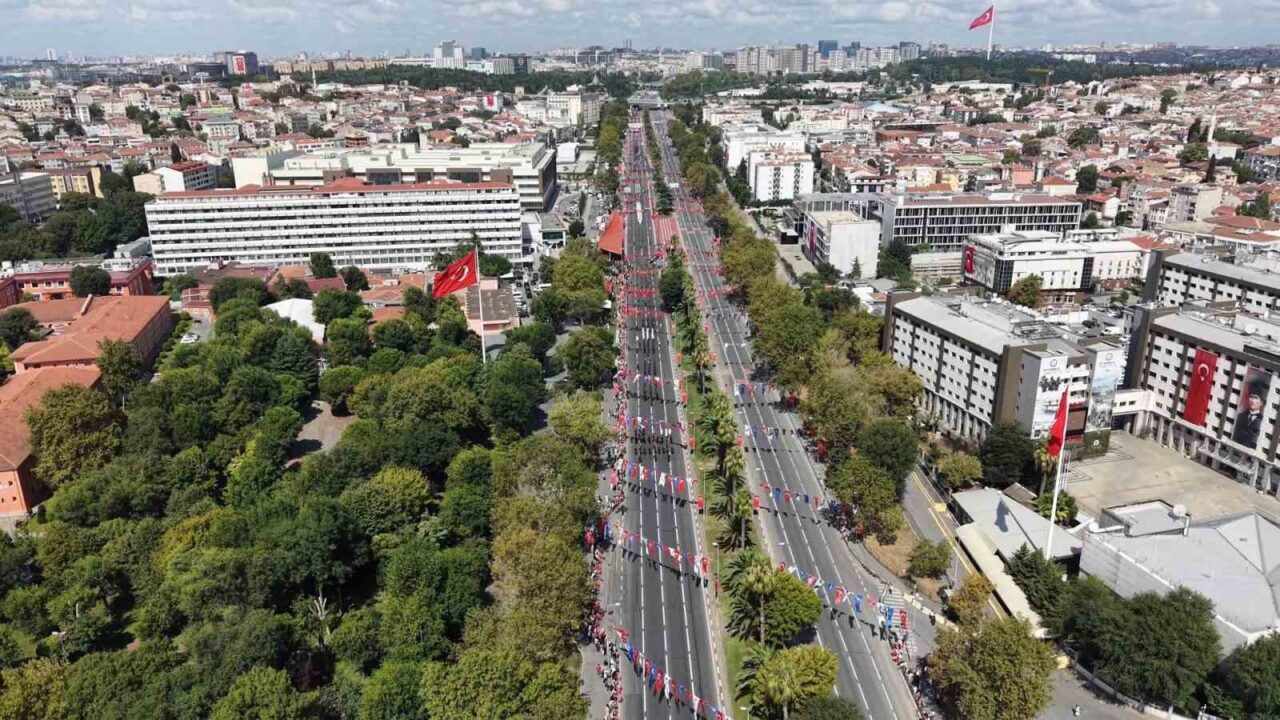 Vatan Caddesi’nde 30 Ağustos Zafer Bayramı töreni 19 Bülten Medya -