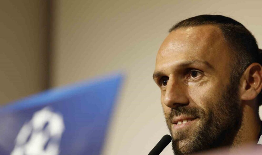 Fenerbahçe’nin Kosovalı forveti Vedat Muriqi, “Duygusal açıdan bakmamak çok elde