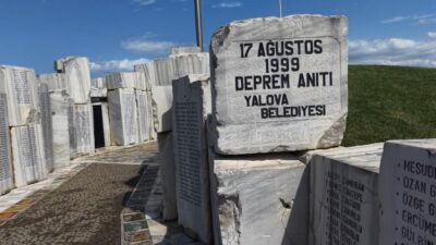 17 Ağustos 1999 Marmara Depremi'nin üzerinden 27 yıl geçerken, o
