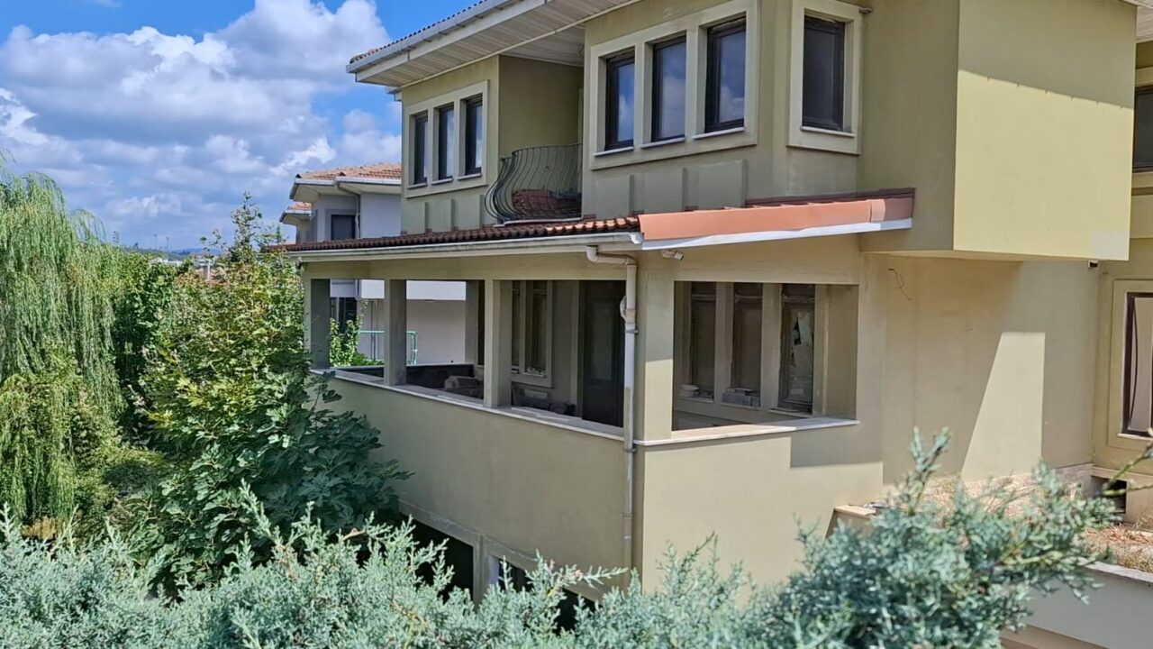 Yazar Murat Koparan Üsküdar’daki villasında ölü bulundu 11 Bülten Medya -