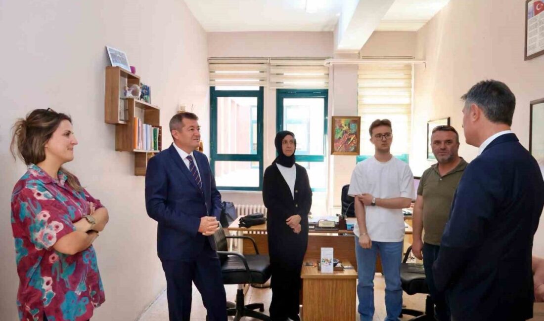 YKS tercih süreci yakından takip edildi Bilecik’te Yükseköğretim Kurumları Sınavı (YKS) tercih süreci yakından takip edildi.