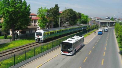 Sakarya’da 30 Ağustos Zafer Bayramı dolayısıyla şehirdeki toplu taşıma araçlarının
