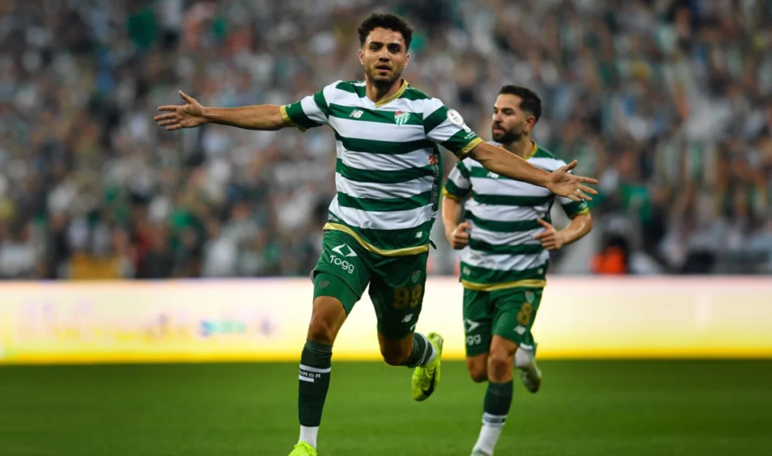 Sözleşmesi uzatıldı, Muğlaspor’a kiralandı! Bursaspor, profesyonel futbolcusu Ertuğrul İdris Furat’ın sözleşmesini 1 yıl uzattı.
