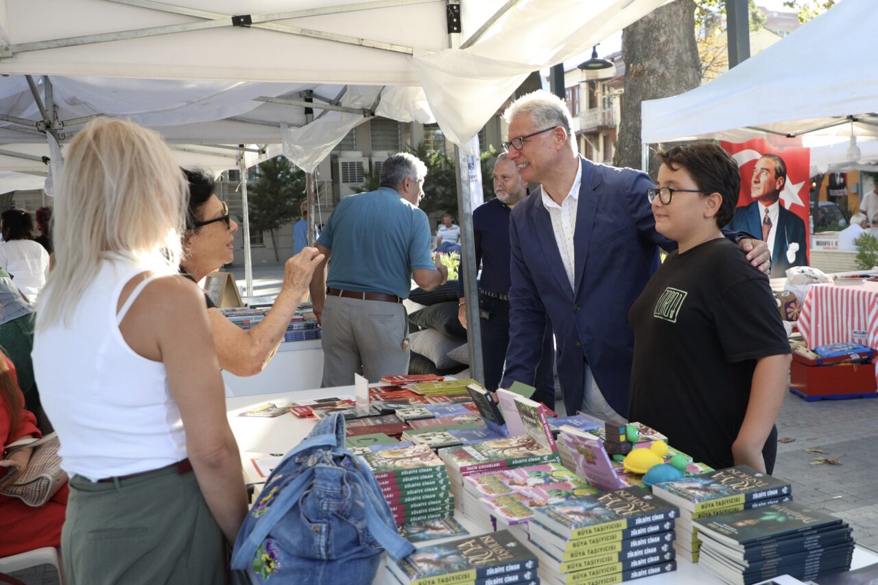 Mudanya’da kitap fuarı başladı! Dalgıç’tan yeni müjde 1 Bülten Medya -