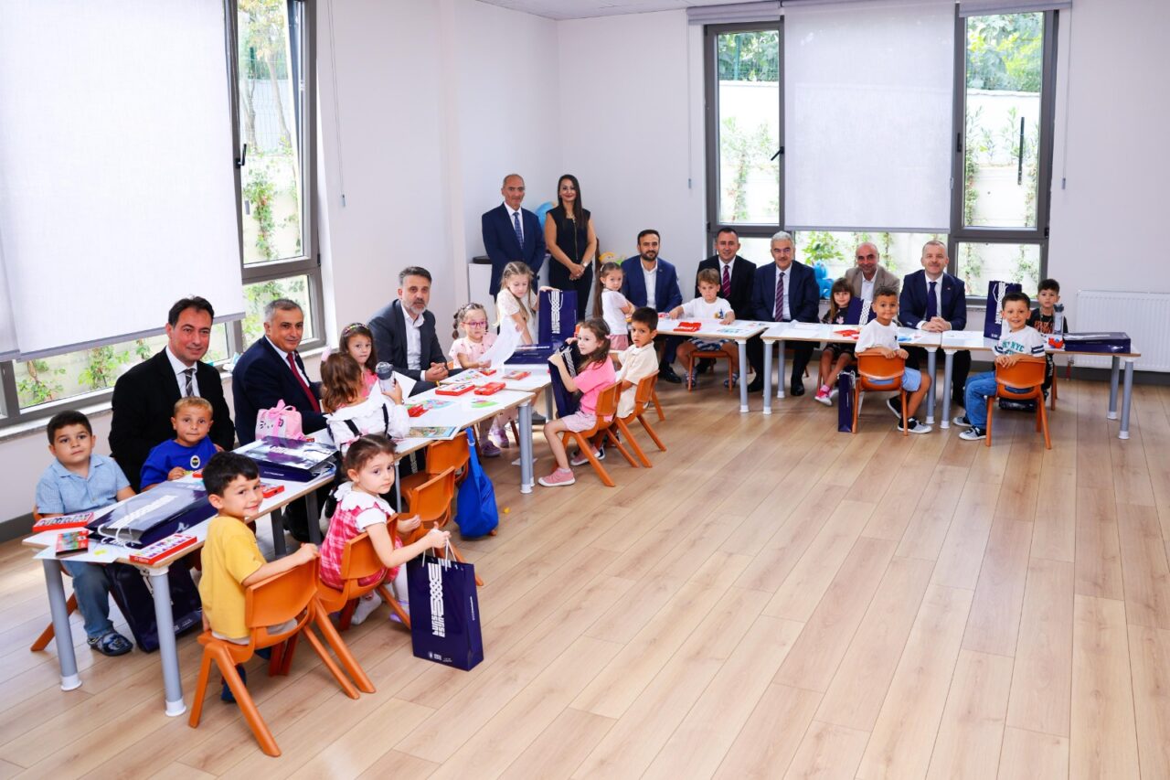 Bursa Büyükşehir Belediye Başkan Vekili Şahin Biba, yeni eğitim-öğretim yılının