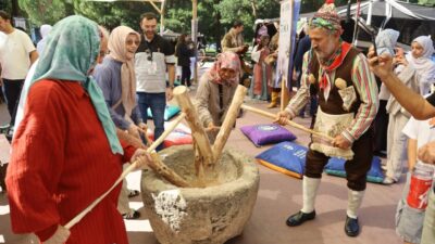 Bursa Gastronomi Festivali’nde kentin geleneksel el sanatları ve unutulmaya yüz