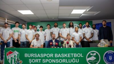 Bursa Büyükşehir Belediyesi, Bursaspor’a yönelik sponsorluk desteğini basketbola da taşıdı.