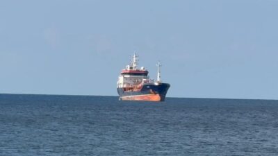 Silivri açıklarında iki ticari geminin çarpışmasının ardından arama kurtarma çalışmaları