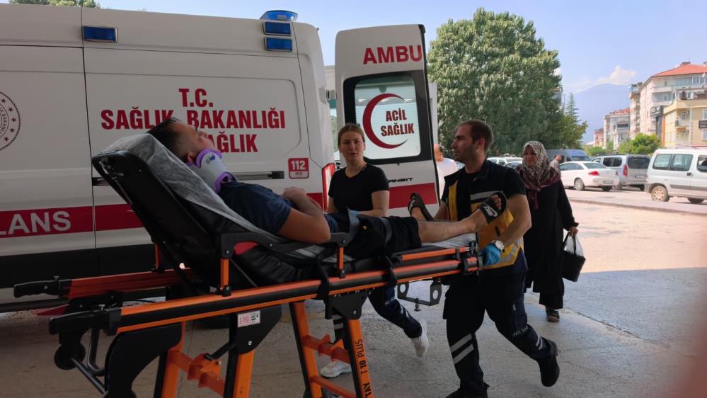 İnegöl’de kafa kafaya çarpıştılar! 2 Bülten Medya -