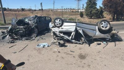 Balıkesir’in Susurluk ilçesinde iki otomobilin çarpışması sonucu meydana gelen kazada