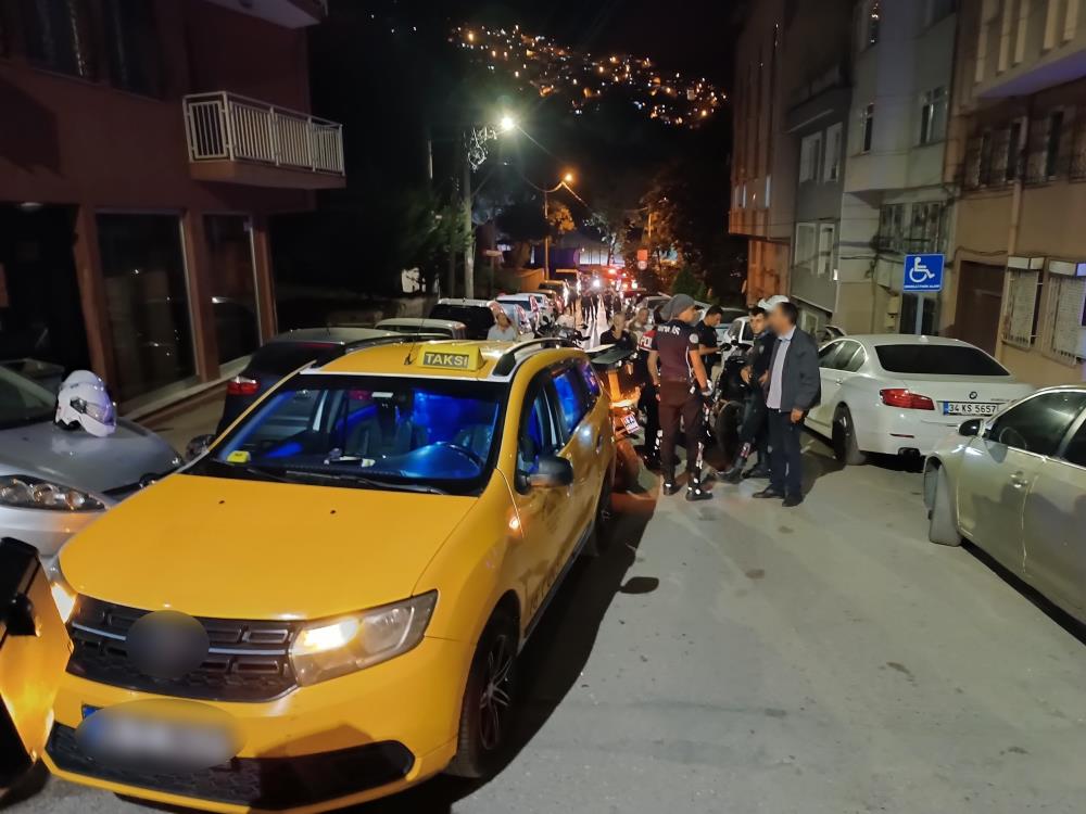 Bursa’nın Osmangazi ilçesinde ticari taksiden art arda ateş açıldığı ihbarı