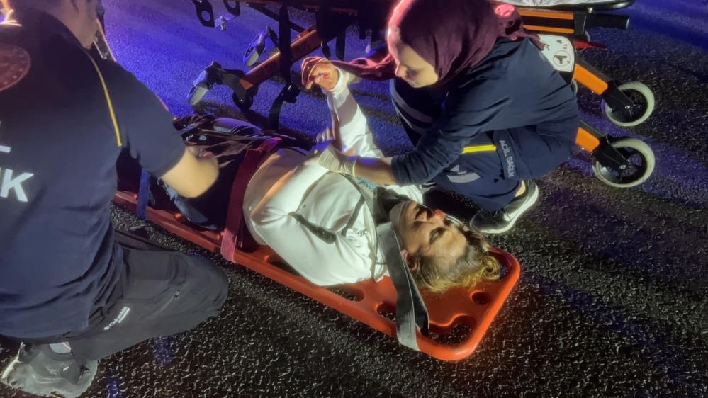 Bursa’nın Mudanya ilçesinde motosikletin elektrik direğine çarpması sonucu ağır yaralanan