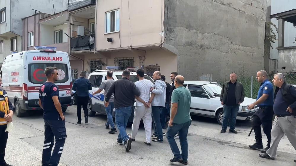 Polisi görünce bıçağı eline aldı! 2 saat sonra teslim oldu 2 Bülten Medya -