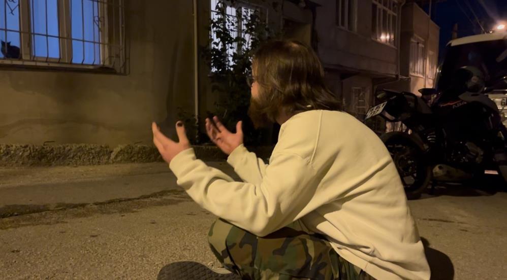 Gece uykuları kaçtı, çocukların üzerine saksı atıldı! Mahalleli çözüm bekliyor 2 Bülten Medya -